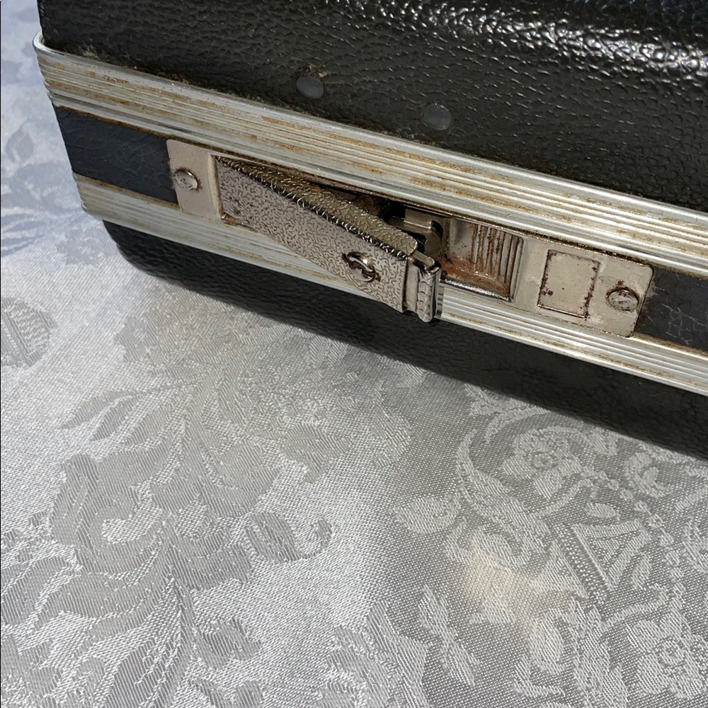 Vintage JC PENNEY Hard Shell Briefcase - Picture 3 of 7